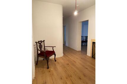 ### Zentraler geht es kaum ### - 1.100,00&nbsp;EUR Kaltmiete, ca.&nbsp; 108,00&nbsp;m&sup2;&nbsp;Wohnfl&auml;che in Bruchsal (PLZ: 76646)