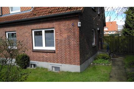 Helle, gemütliche 2-Zimmer-Wohnung in zentraler Lage Itzehoes