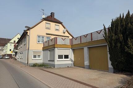 3-4 Zimmer Wohnung mit Kaminoffen und Heizung in Simmersfeld - Altensteig