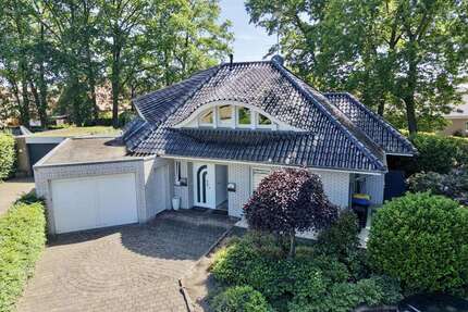Haus zum Kaufen in Neuenhaus 465.000,00 € 225 m²