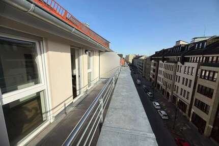 Wohnung zum Mieten in Nürnberg 725,00 € 23.69 m²