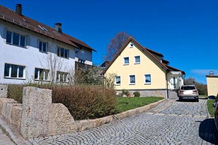 Einfamilienhaus mit großem Garten zu vermieten - Neusorg
