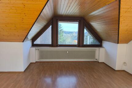 4-Zimmer-DG-Wohnung in Tengen-Blumenfeld
