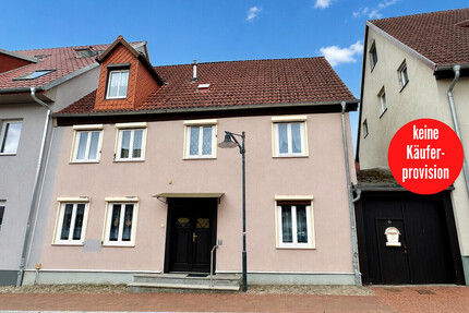 HORN IMMOBILIEN ++ Reihenmittelhaus in Burg Stargard, zentrale Lage