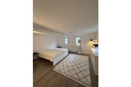 Renoviertes und Möbliertes Einfamilienhaus zur sofortigen Selbstnutzung oder Vermietung - Neu-Anspach