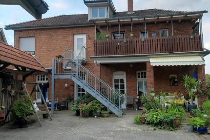 Charmante Altbauwohnung mit Balkon in zentraler Lage in Bippen - Fürstenau