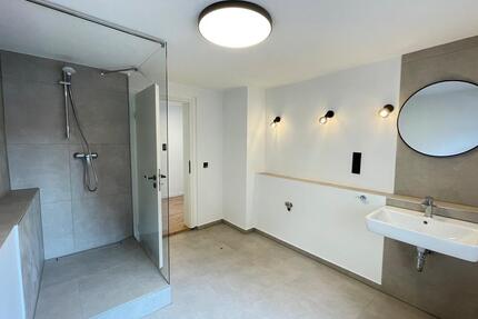 Renovierte Maisonettewohnung in Horn zu vermieten! - Erwitte