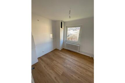 Wunderschöne sanierte 2 Zimmer Wohnung. - Kiel Ellerbek