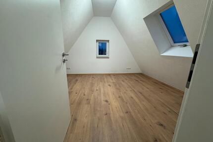 2 Zimmer Wohnung - 600,00&nbsp;EUR Kaltmiete, ca.&nbsp; 50,00&nbsp;m&sup2; in Zimmern ob Rottweil (PLZ: 78658)