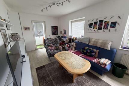 Schöne 3-Zimmerwohnung mit Stellplatz zentral in Ebersdorf. - Ebersdorf bei Coburg