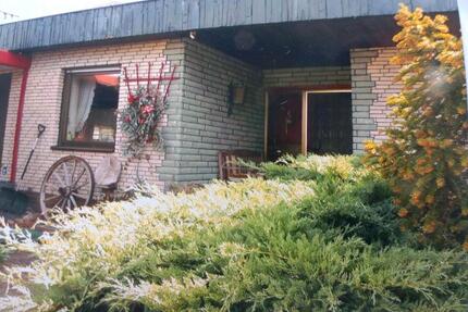 Bungalow mit Betriebshallen - 450.000,00&nbsp;EUR Kaufpreis, ca.&nbsp; 370,00&nbsp;m&sup2; in Espelkamp (PLZ: 32339)