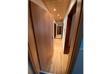 4-Zimmer DG-Wohnung - 250.000,00&nbsp;EUR Kaufpreis, ca.&nbsp; 100,00&nbsp;m&sup2; in Baden-Baden (PLZ: 76530)