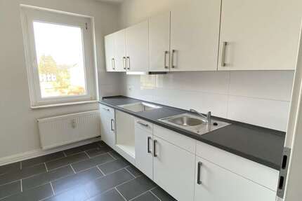 Wohnung zum Mieten in Groß Schacksdorf 365,00 € 74.4 m²