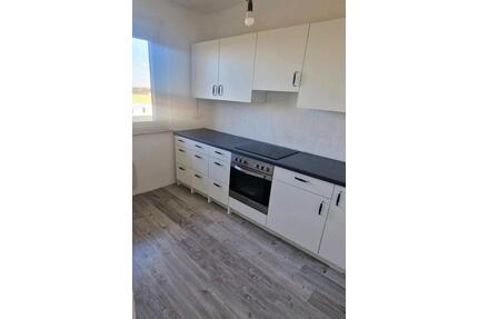 3 Zimmer Wohnung zu vermieten - 390,00&nbsp;EUR Kaltmiete, ca.&nbsp; 71,00&nbsp;m&sup2; in Bernstadt auf dem Eigen (PLZ: 02748)