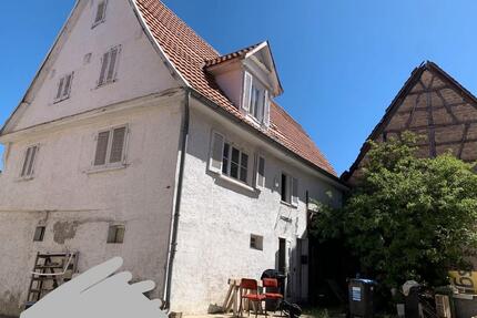 Abrissgrundstück oder Bauernhaus und Scheune für Visionäre - Ofterdingen