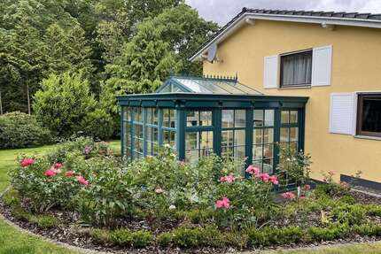 Haus zum Kaufen in Marburg 1.125.000,00 € 222 m²
