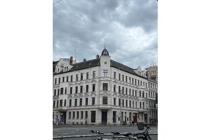 Erstbezug nach Sanierung I großzügige 3-Raum-Wohnung mit Einbauküche in der Südvorstadt - Leipzig