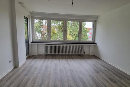 Gepflegte 2-Zimmer-Wohnung mit Balkon: Ruhig gelegen und gute Verkehrsanbindung - Celle Altencelle