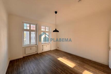 Komplett renovierte 3 Zimmer- Wohnung, Einbauküche, Waschmaschine, Uni-nah - Greifswald