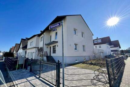 **VIEL PLATZ** Freistehendes EFG mit 10 Zi. inkl. Einliegerwohnung, Garten und 4x Stellpl. - Bad Homburg Ober-Erlenbach