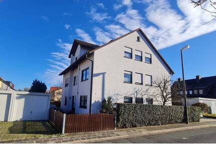 Gepflegte 4 Zimmer Wohnung mit schönem Süd-Balkon in guter Lage von 90547 Stein-Deutenbach