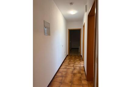 Mietwohnung - 900,00&nbsp;EUR Kaltmiete, ca.&nbsp; 60,00&nbsp;m&sup2; in Klettgau (PLZ: 79771)