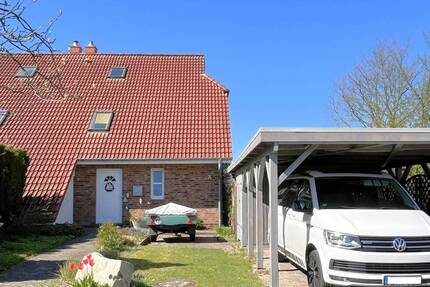 Vermietete Doppelhaushälfte mit Fernwärme in ruhiger Lage von Wacken - Baujahr 2000