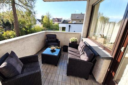 Helle 3-ZKB-Wohnung mit Balkon & Einbauküche in ruhiger Lage - Selters (Westerwald)