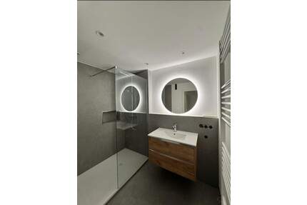 Erstbezug nach Sanierung - helle 3,5-Zimmer-Wohnung mit vorteilhaftem Grundriss und Süd-West-Balkon - Bad Dürrheim