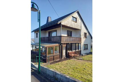 Freistehendes Ein bis Zweifamilienhaus am Waldrand im Westerwald - Neustadt