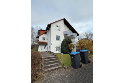 3-Parteienhaus mit Entwicklungspotenzial - Ebsdorfergrund