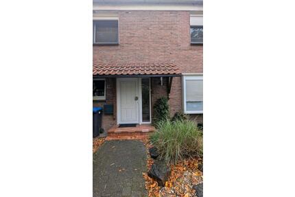 Haus zur Miete - 1.050,00&nbsp;EUR Kaltmiete, ca.&nbsp; 70,00&nbsp;m&sup2; in Nordhorn (PLZ: 48529)