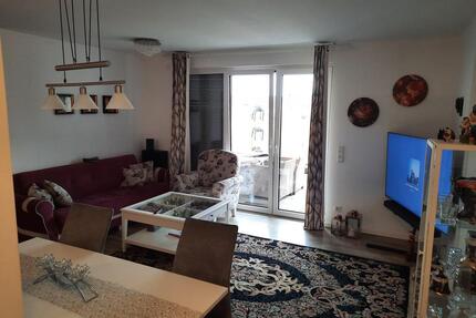 GV-Stadt, 3 ZKDBAbst., 74,5 m² mit Süd-Balkon, Aufzug, barrierefrei, Wärmepumpe, PV-Strom - Grevenbroich