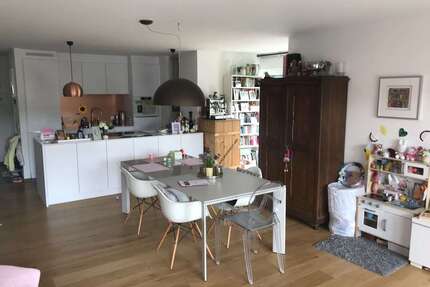 Wohnung zum Kaufen in Stuttgart 930.000,00 € 136.84 m²