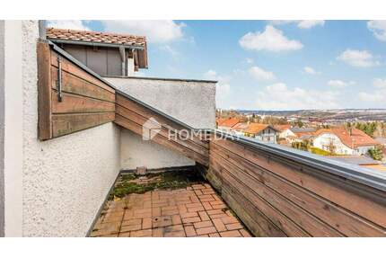 Vermietete 2-Zimmer-Dachgeschosswohnung mit großem Balkon und Stellplatz - Passau Haidenhof-Nord