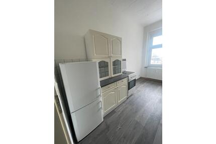 Frisch renovierte 2-Zimmer-Wohnung mit Küche in zentraler Lage - Falkenstein/Vogtland