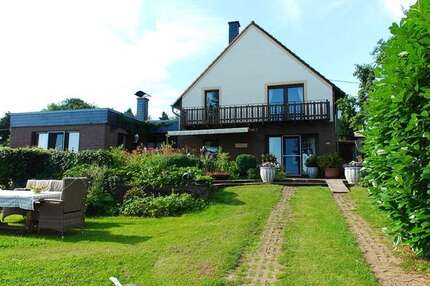 Haus zum Kaufen in Salm 439.000,00 € 220.4 m²