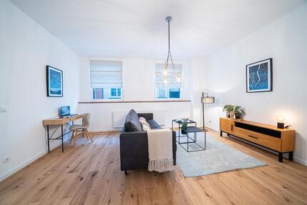 Frisch sanierte und stilvolle Wohnung mit Loggia zu vermieten. Verfügbar ab 01.04.! - Koblenz