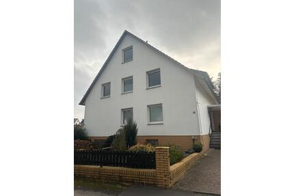 Charmante 4-Zimmer-Wohnung mit großem Balkon und viel Wohnkomfort - Bodenwerder