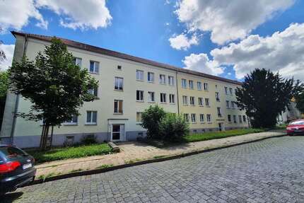Wohnung zum Mieten in Zeitz 358,00 € 63.8 m²