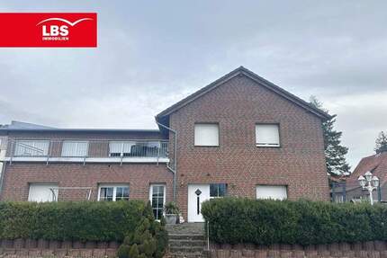 Großzügige Wohnung mit eigenem Eingang in Warmsen!