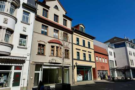 Kapitalanlage: Wohn- und Geschäftshaus mit 3 Wohneinheiten und 1 Gewerbeeinheit in 