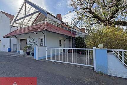 Haus zum Kaufen in Eiterfeld 280.000,00 € 160 m²