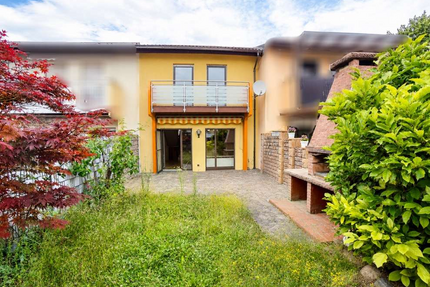 Haus zum Kaufen in Altrip 349.000,00 € 98 m²