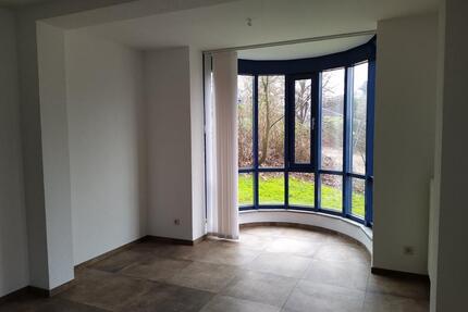 3,5-Zimmerwohnung mit Terrasse, IGB-Hobels, renoviert, Topzustand - Sankt Ingbert