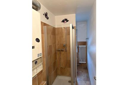 Schöne helle 3 Zimmerwohnung mit Balkon ab sofort verfügbar - Drei Gleichen