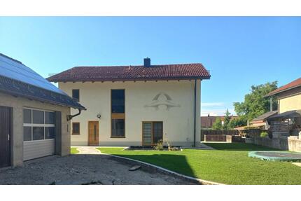 Idyllisch gelegenes Haus, direkt am Waldrand, Nähe MühldorfInn - Töging am Inn