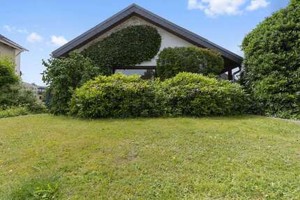 Haus zum Kaufen in Schlangen 385.000,00 € 139.28 m²