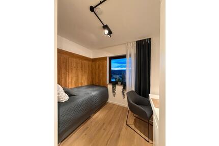 FRAUEN!!! WG-Zimmer in Fürth zu vermieten - Vollmöbliert + Küche