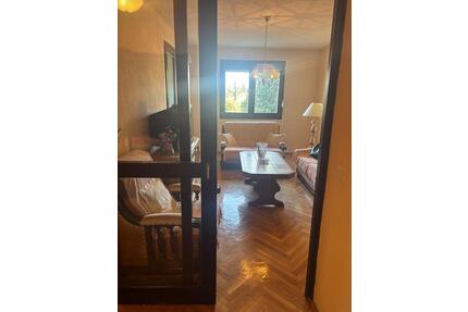 3 Zimmerwohnung in MONTENEGRO- Zentrum BAR - 150 meter zum Meer - Siegen